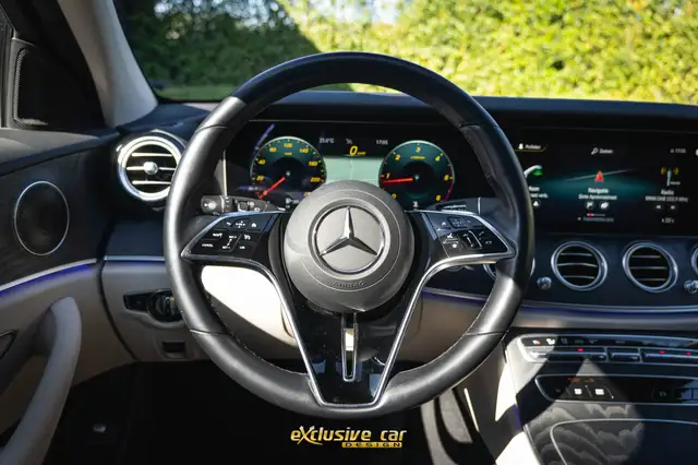 Mercedes-Benz E-Class view 21