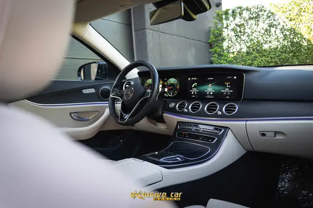 Mercedes-Benz E-Class view 18