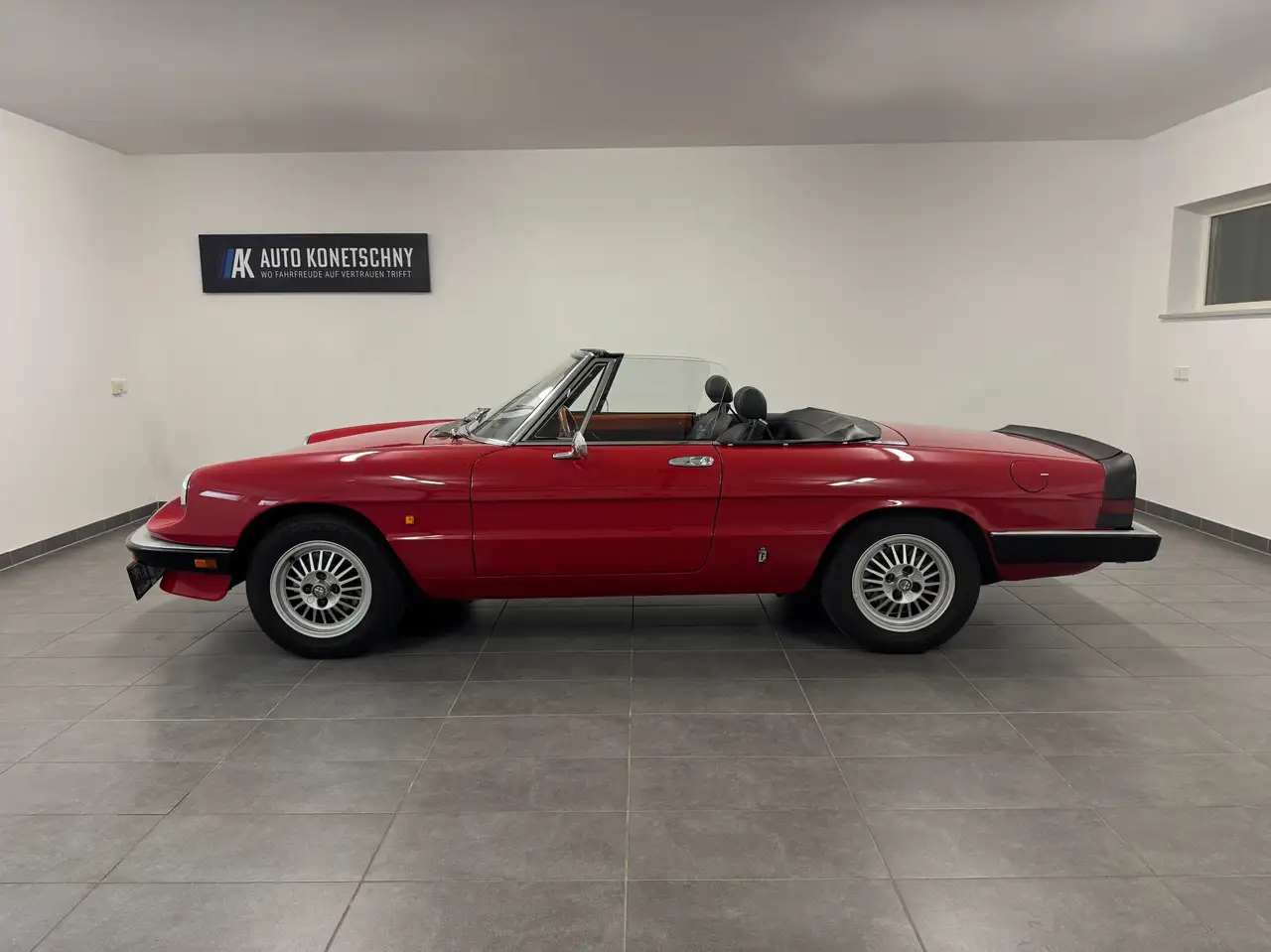 Alfa Romeo Spider Veloce 2000, foto 1