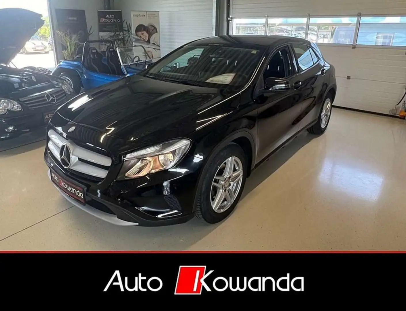 Mercedes-Benz GLA CDI -Super Ausstattung Black - 2