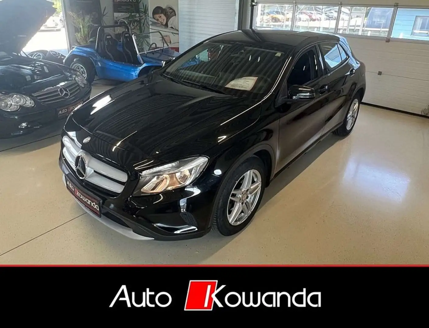 Mercedes-Benz GLA CDI -Super Ausstattung Black - 1