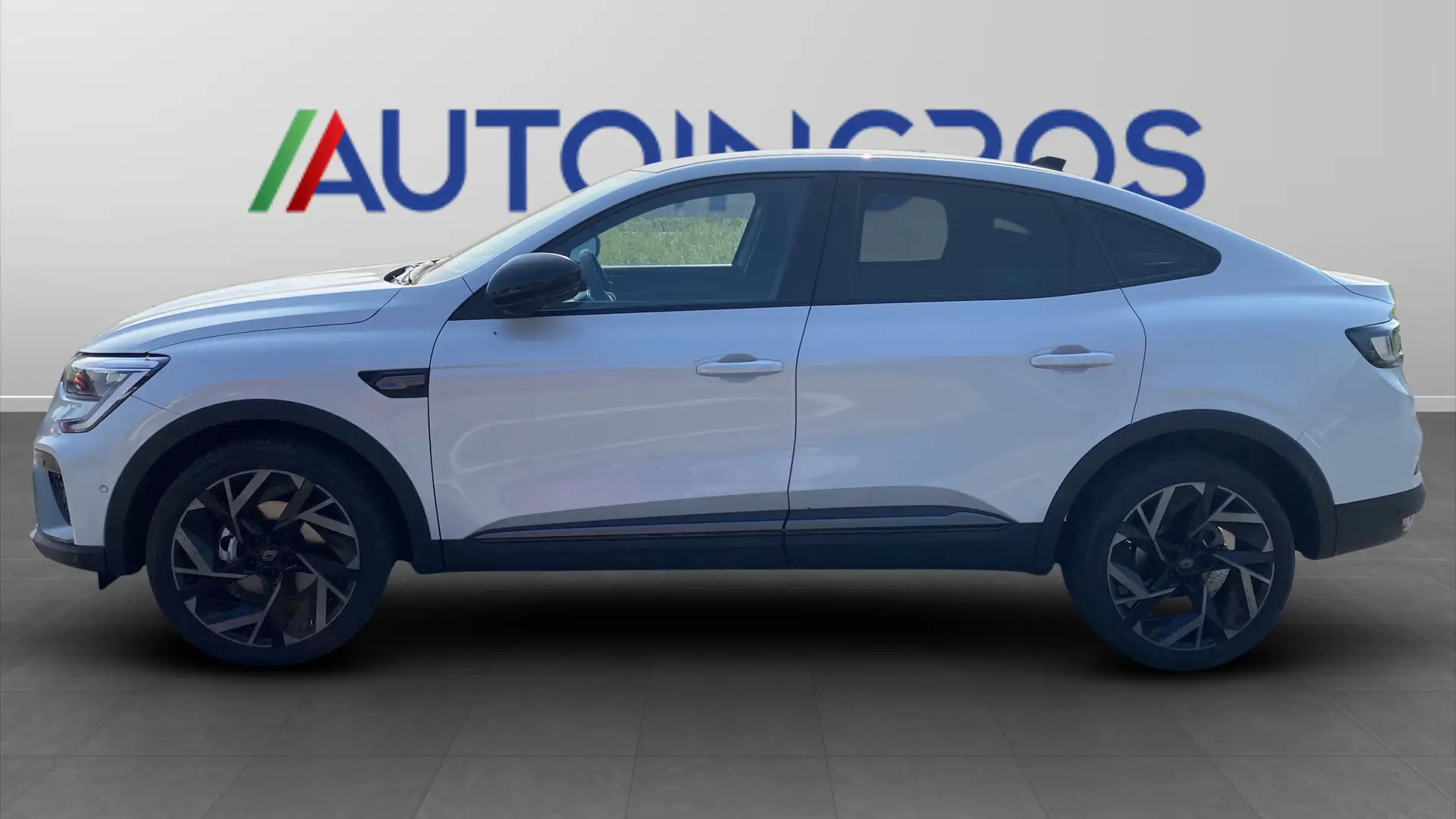 Renault Arkana 1.6 E-Tech full hybrid Esprit Alpine Bianco - 2