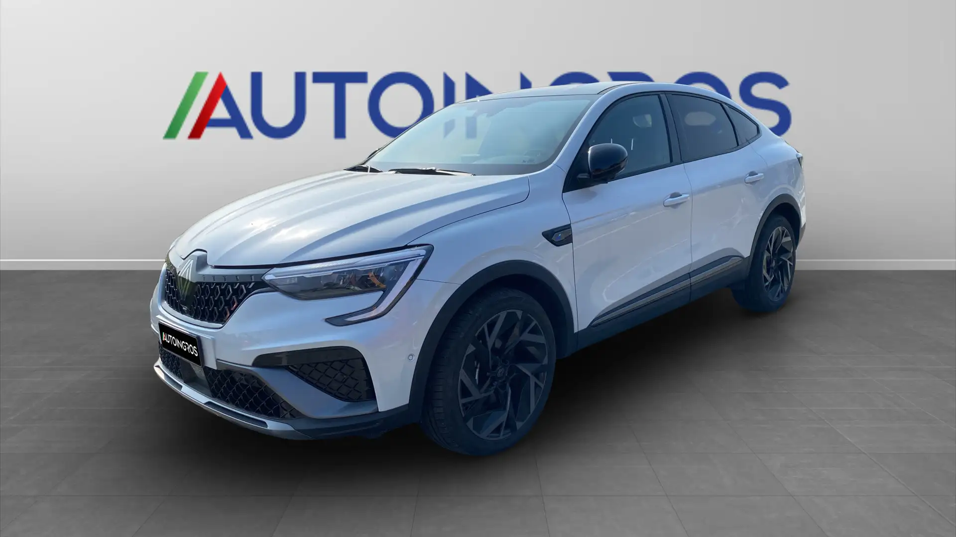 Renault Arkana 1.6 E-Tech full hybrid Esprit Alpine Bianco - 1