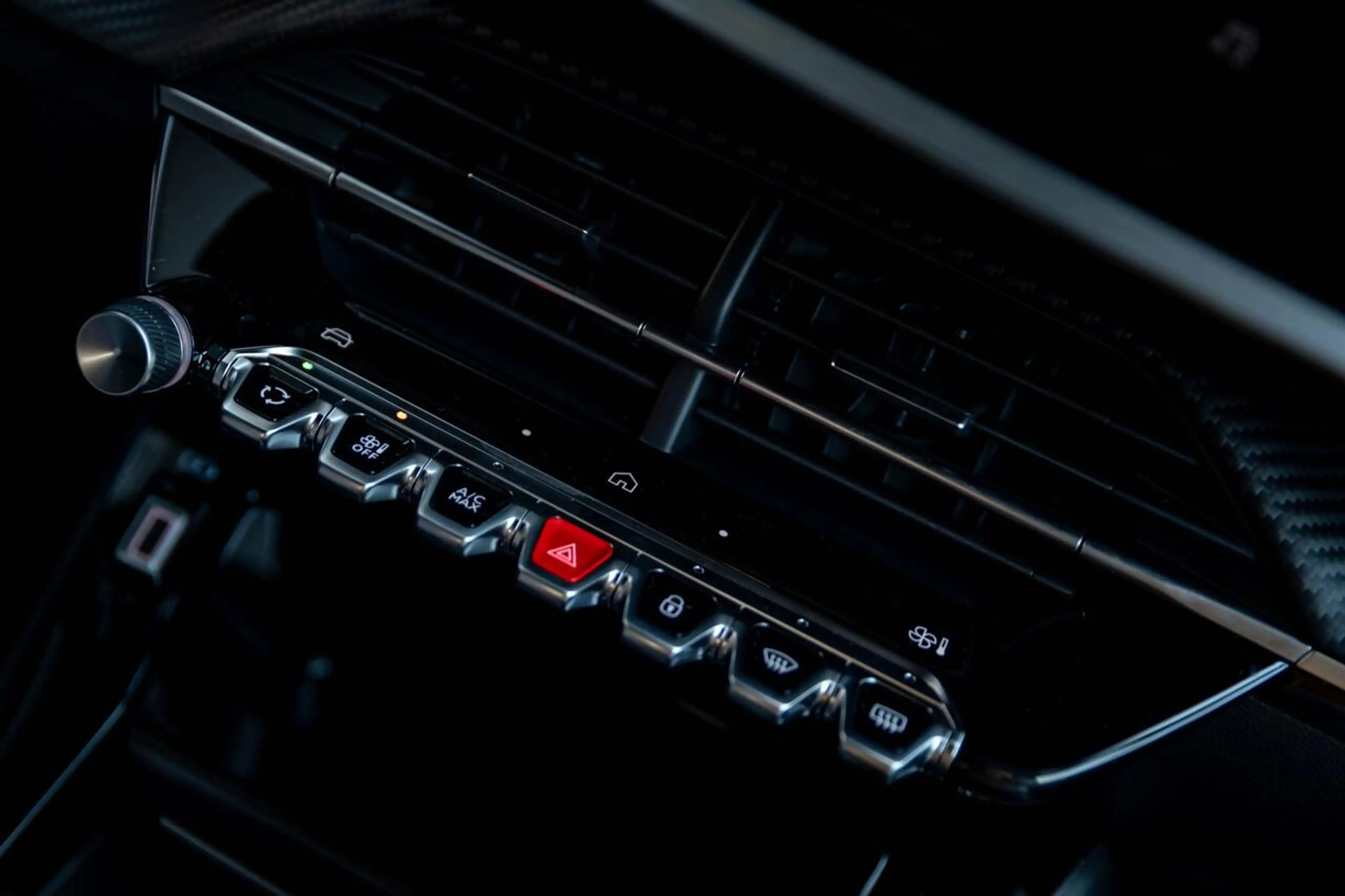 Peugeot 2008 100 PK MT6 | 360° Camera | Keyless | Dodehoekde... — photo 15