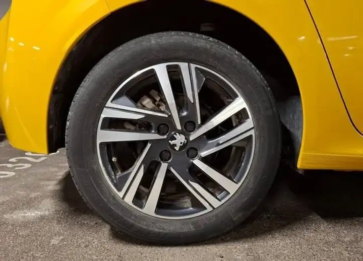 Peugeot 208 2023, foto 14