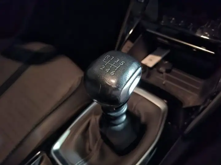 Peugeot 208 2023, foto 11