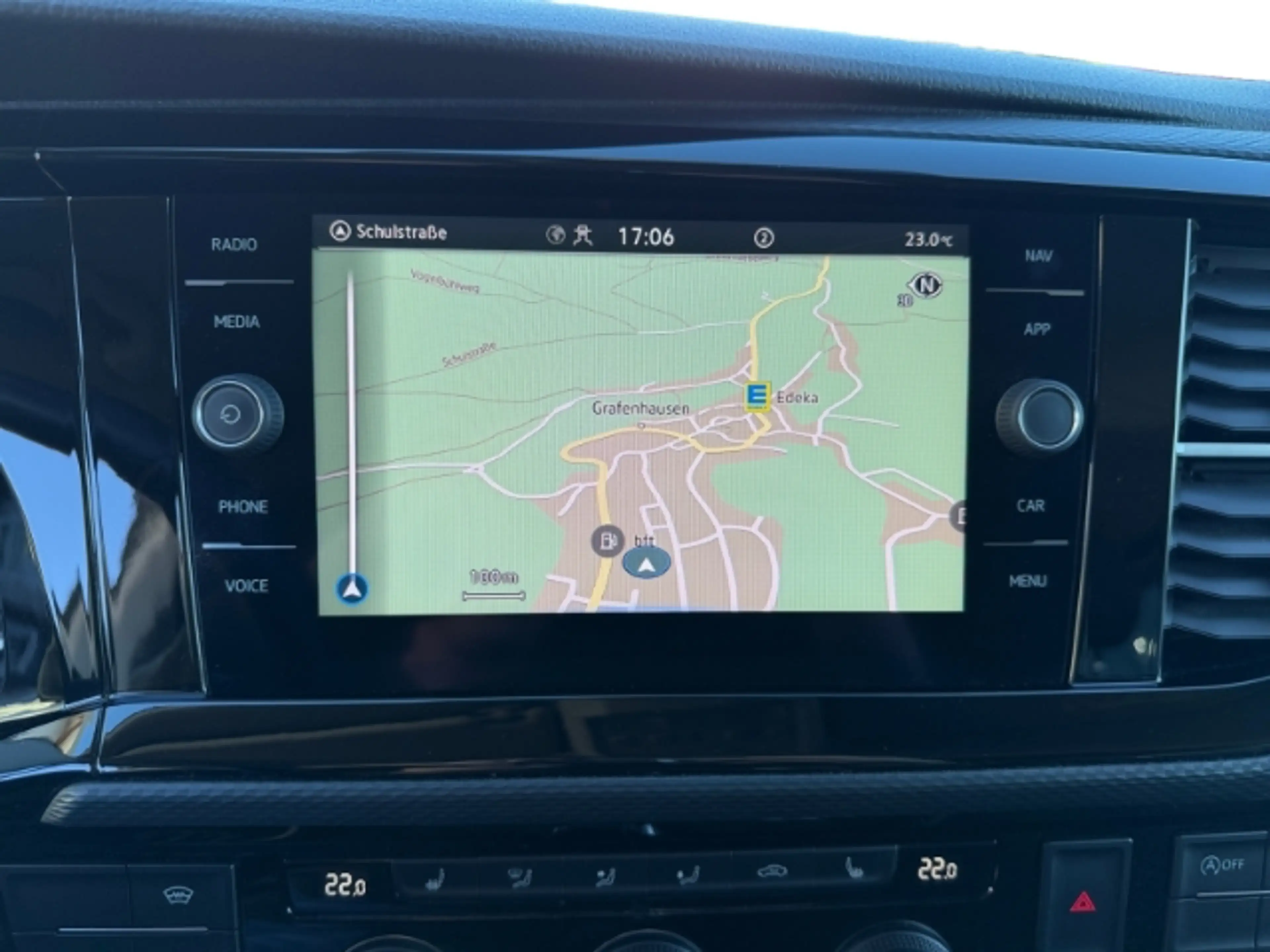 Volkswagen T6.1 Multivan 2.0 TDI DSG 4Motion Comfortline — photo 14