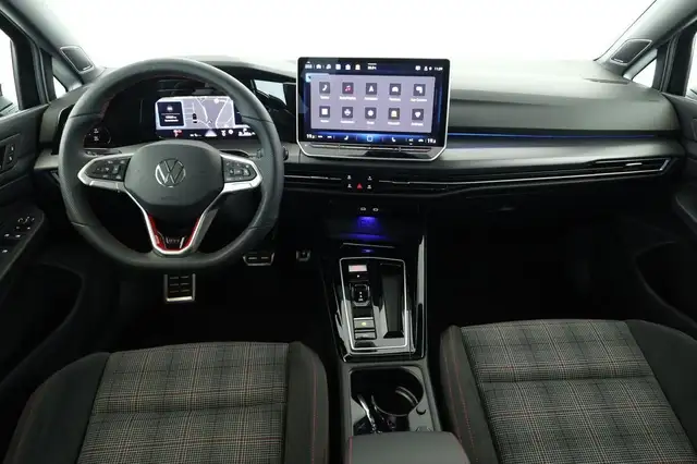 Volkswagen Golf view 9