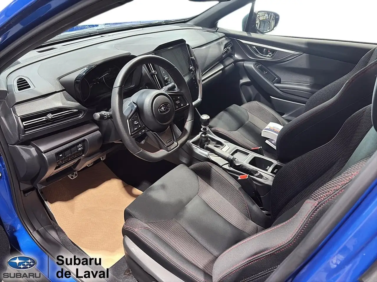 Subaru WRX снимка Subaru WRX