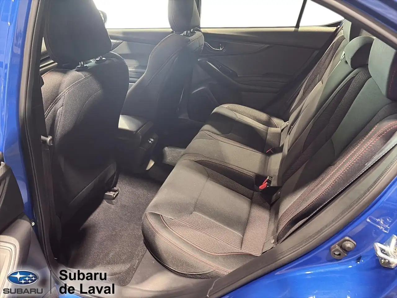 Subaru WRX снимка Subaru WRX