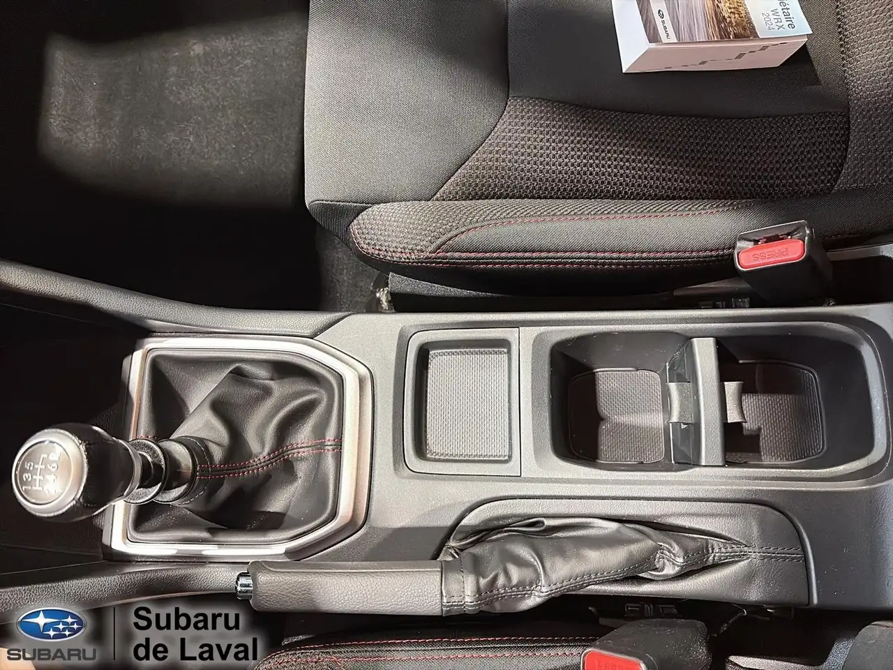 Subaru WRX снимка Subaru WRX