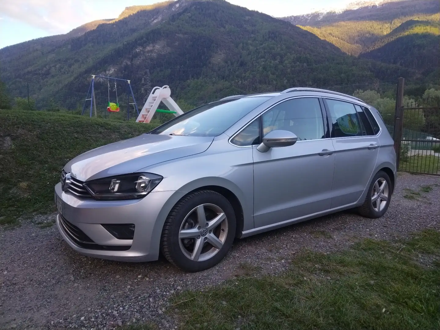Volkswagen Golf Sportsvan highline Silver - 1