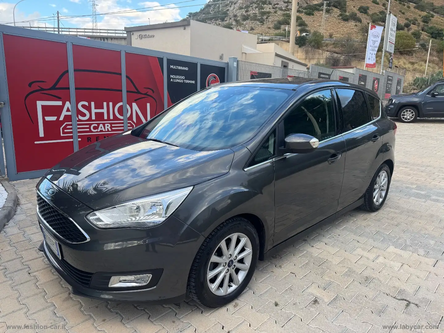 Ford C-Max 1.5 TDCi 120 CV Pow. S&S Titanium Grau - 1