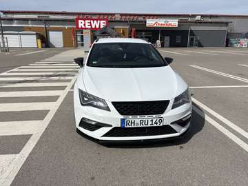 Cupra 300 4Drive