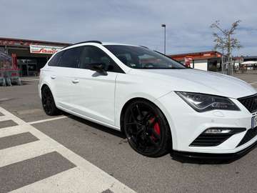 Cupra 300 4Drive