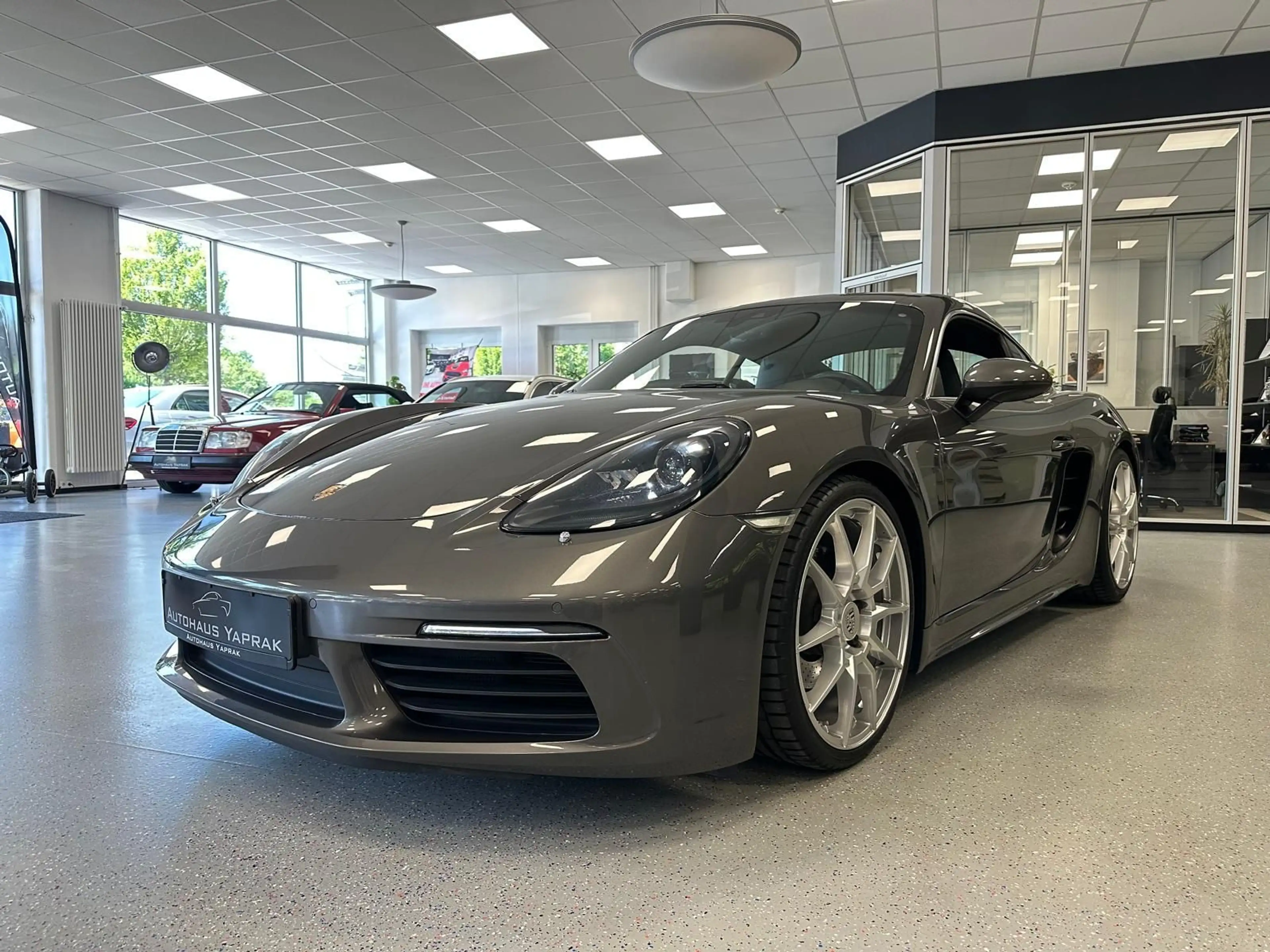 Porsche Cayman 718|2HD|S.heft|20"|DAB|Kamera|unfallfrei — photo 7