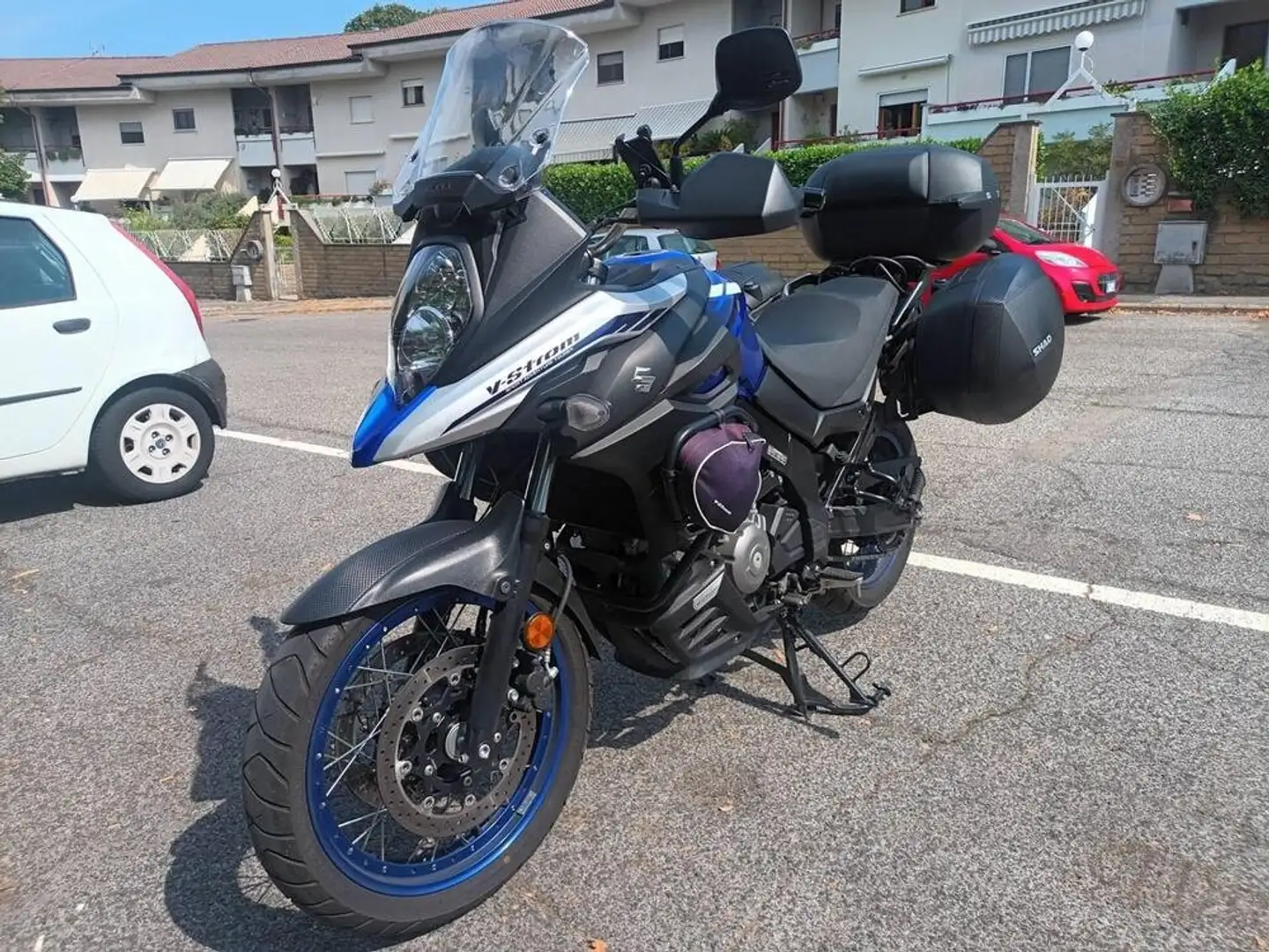 Suzuki V-Strom 650 XT Bleu - 1