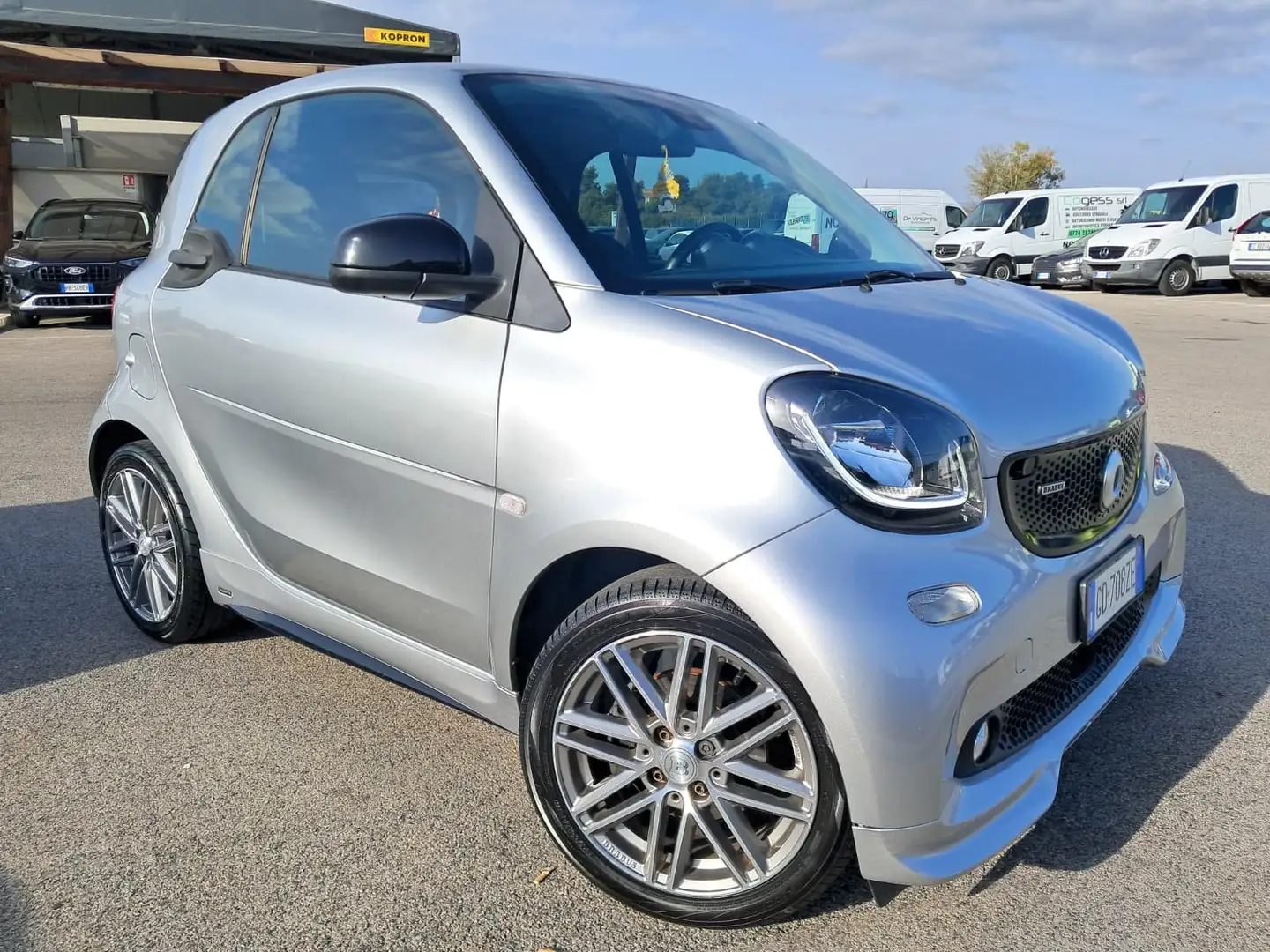 smart forTwo Brabus Noleggio a lungo termine Argento - 1