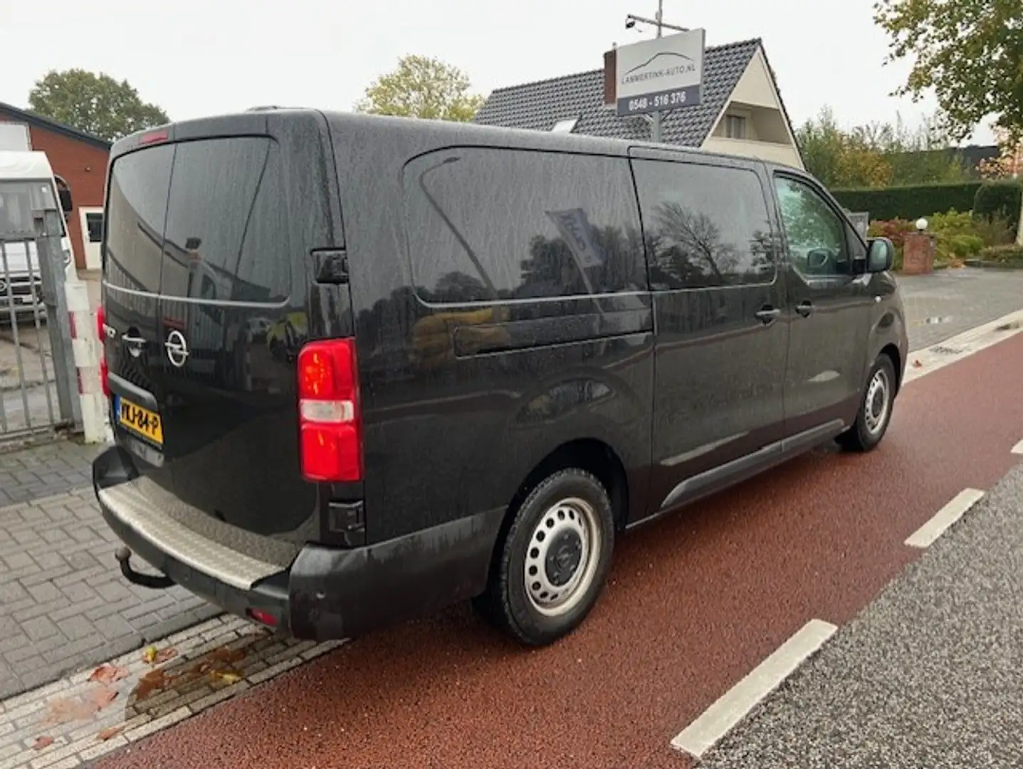 Opel Vivaro 2.0 CDTI 90KW L3H1 DC 6P AUTOM. AIRCO KLIMA CAM. Schwarz - 2