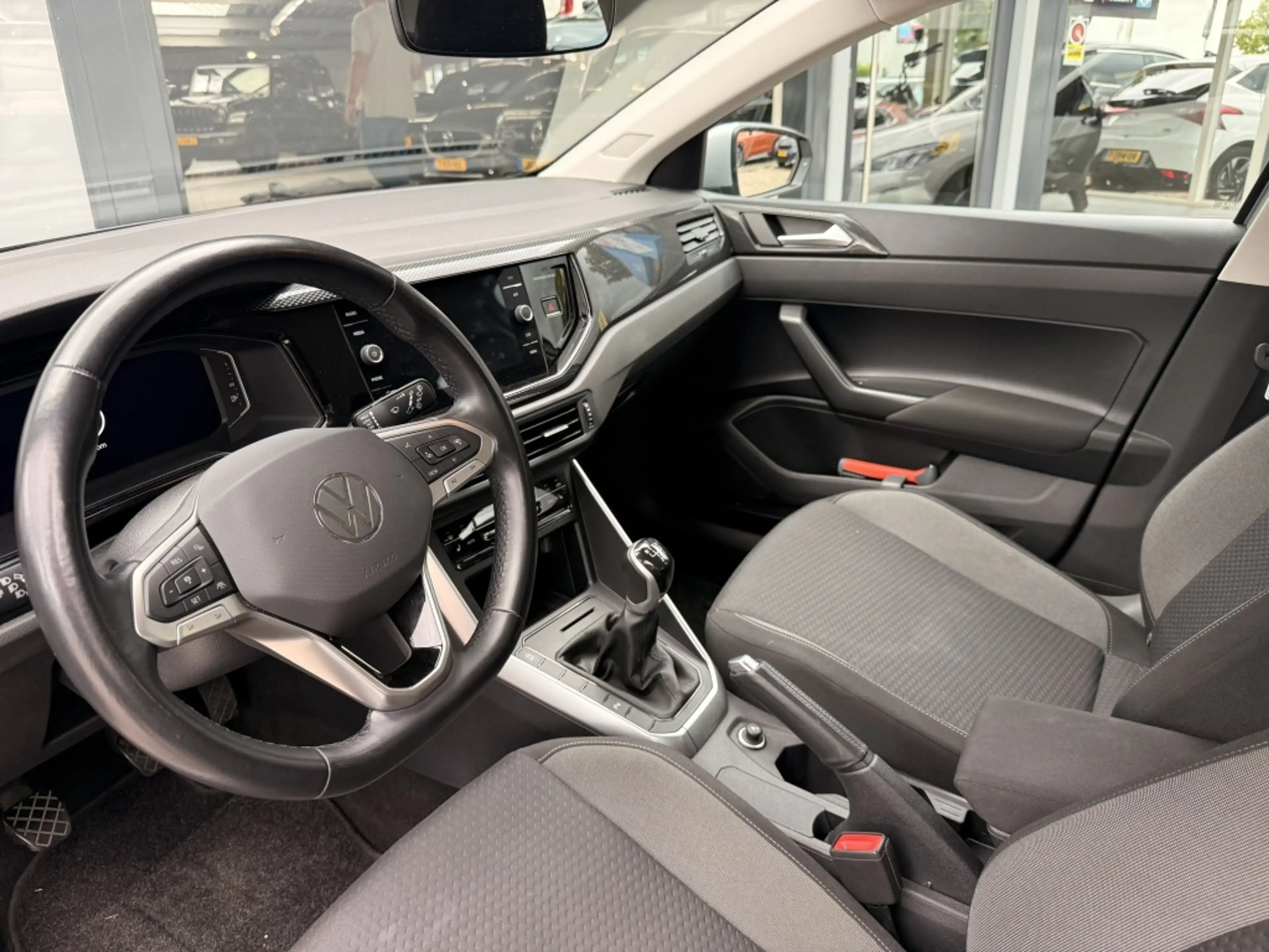 Volkswagen Polo 1.0 TSI Life Business | ACC | Sensoren | Carplay — photo 6