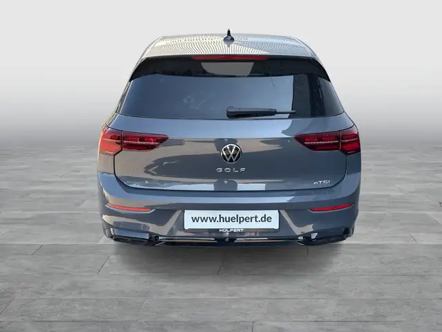 Volkswagen Golf view 6