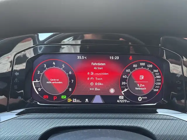 Volkswagen Golf view 13