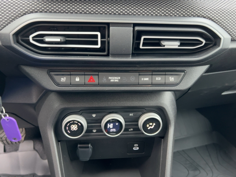 Dacia Jogger Expression HYBRID 140 7-Sitzer PDC KLIMA ZV — photo 16