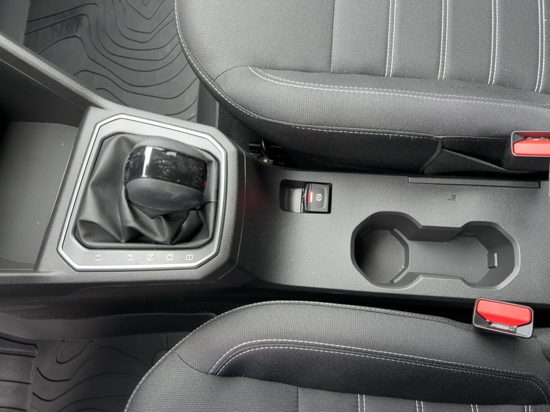 Dacia Jogger Expression HYBRID 140 7-Sitzer PDC KLIMA ZV — photo 17