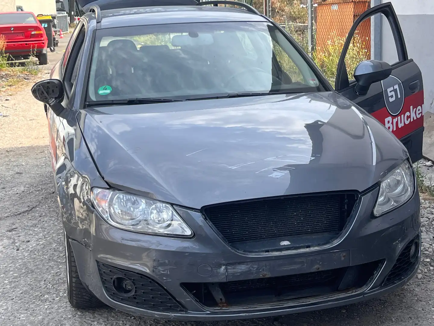 SEAT Exeo ST 2.0 TDI CR Style Grau - 2