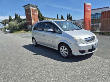 1.4 16v Cosmo FL