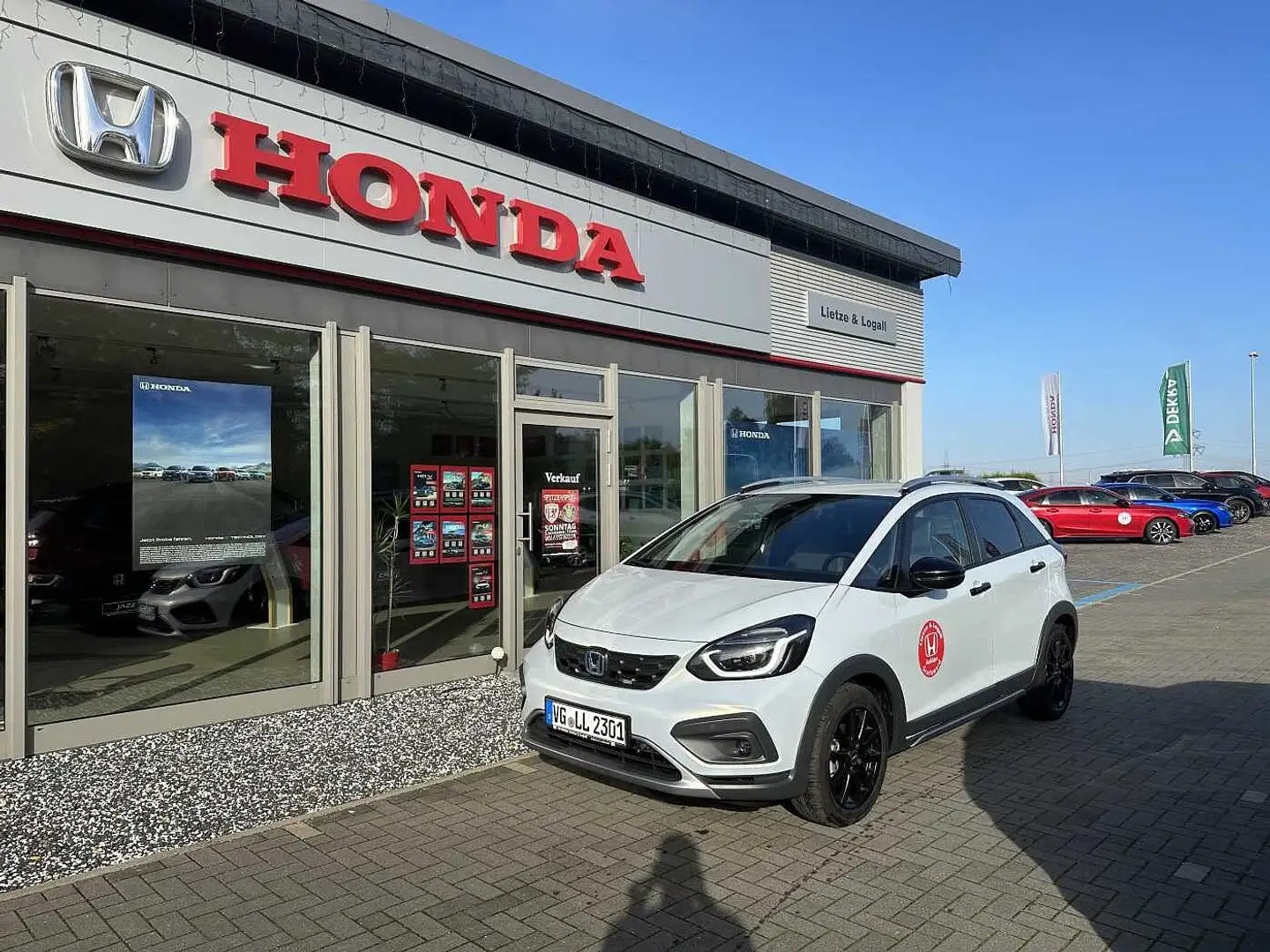 Honda Jazz Hybrid e:HEV 1.5 i-MMD Crosstar Advance Blanc - 1