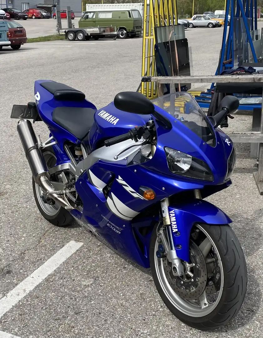 Yamaha YZF-R1 2 Besitzer 19500km Perfekter Erstlack kein Unfall - 2