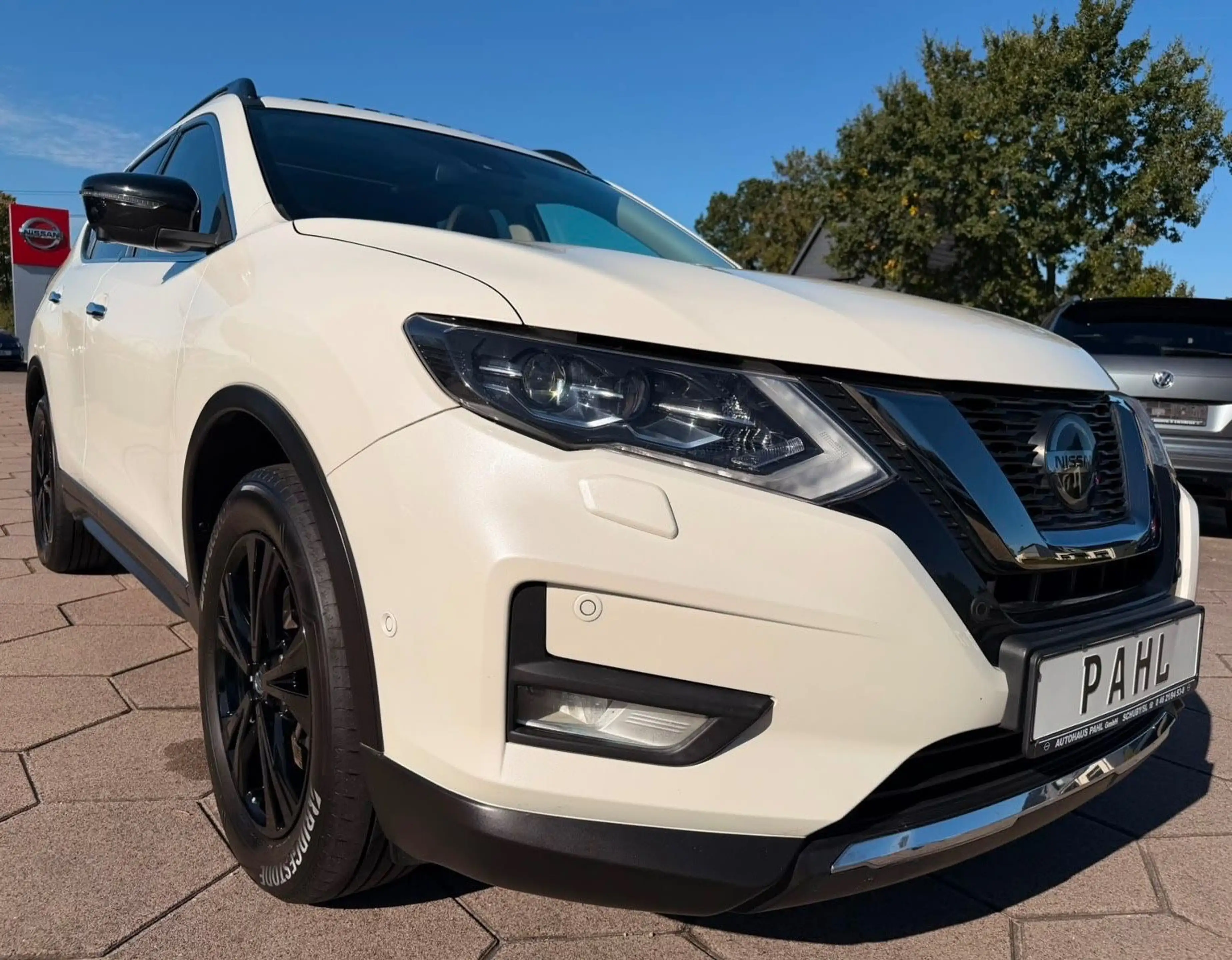 Nissan X-Trail 1.7 DCi Aut. N-TEC 4x4 PANO 360°LED AHK — photo 3