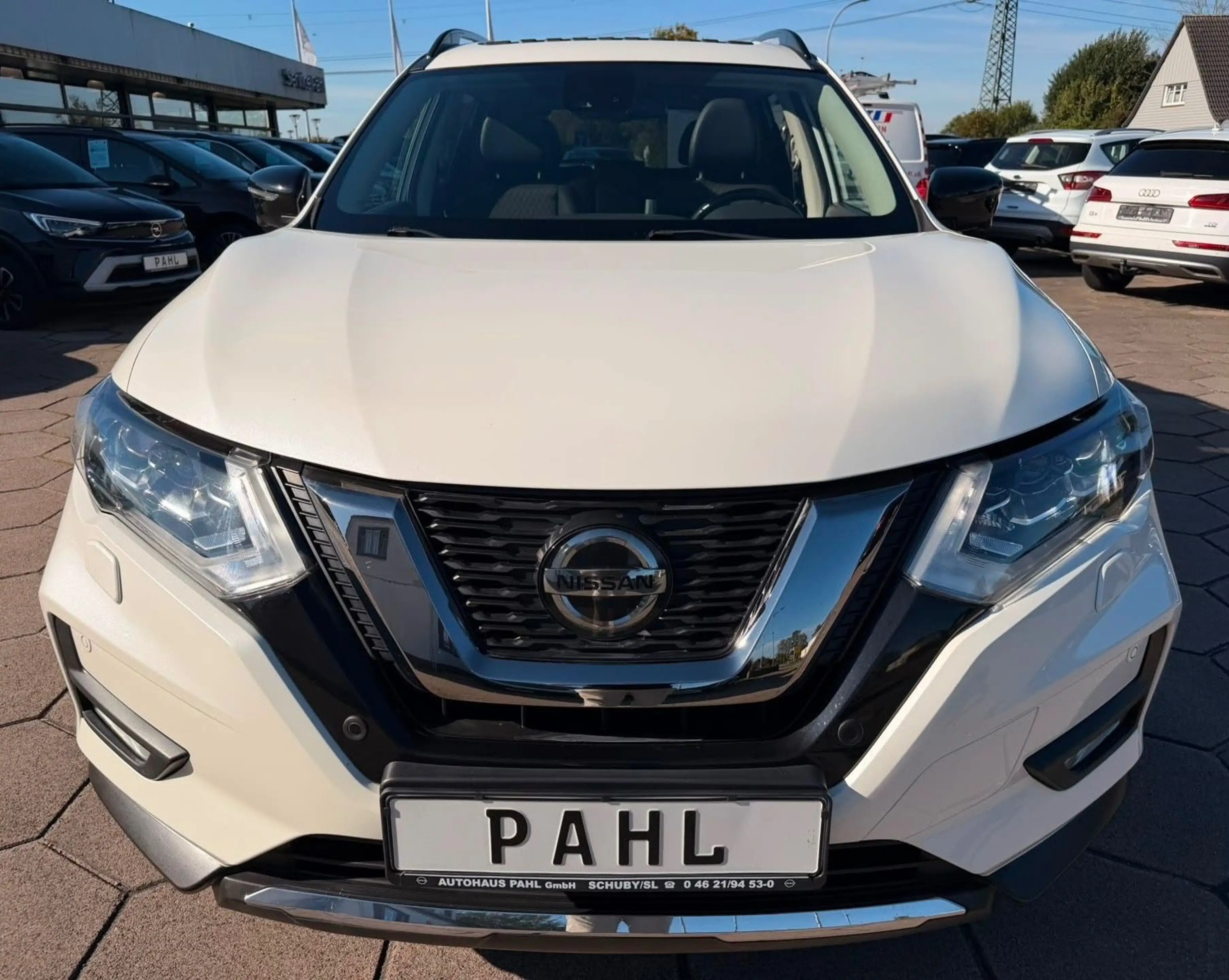 Nissan X-Trail 1.7 DCi Aut. N-TEC 4x4 PANO 360°LED AHK — photo 2