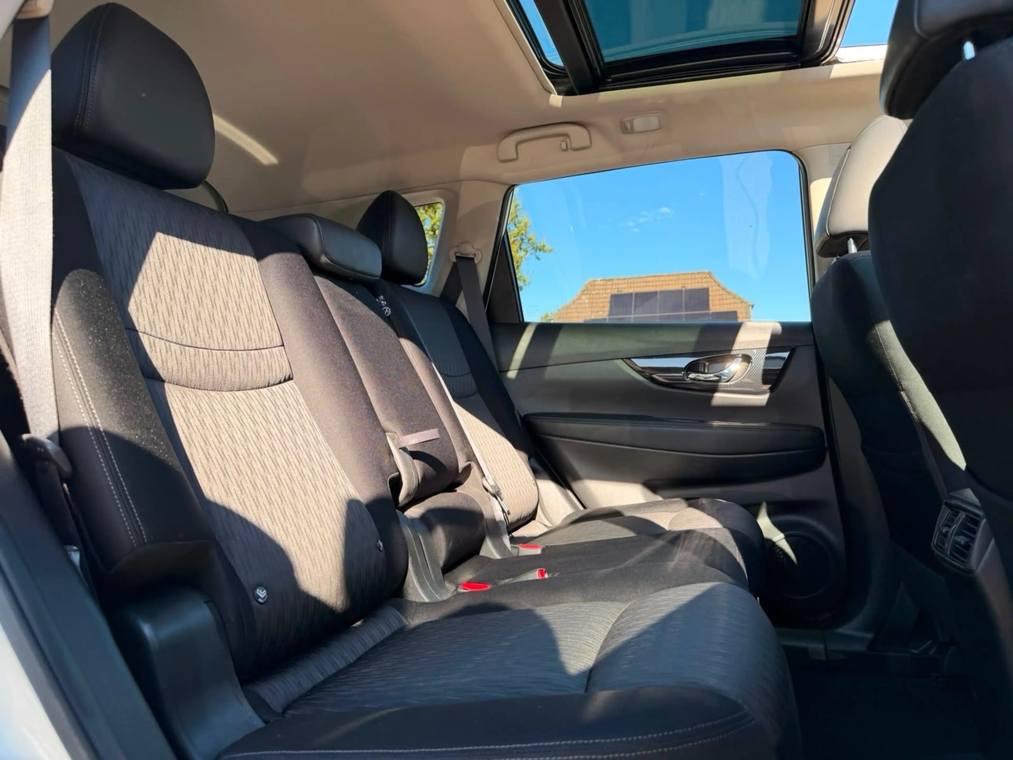 Nissan X-Trail 1.7 DCi Aut. N-TEC 4x4 PANO 360°LED AHK — photo 15