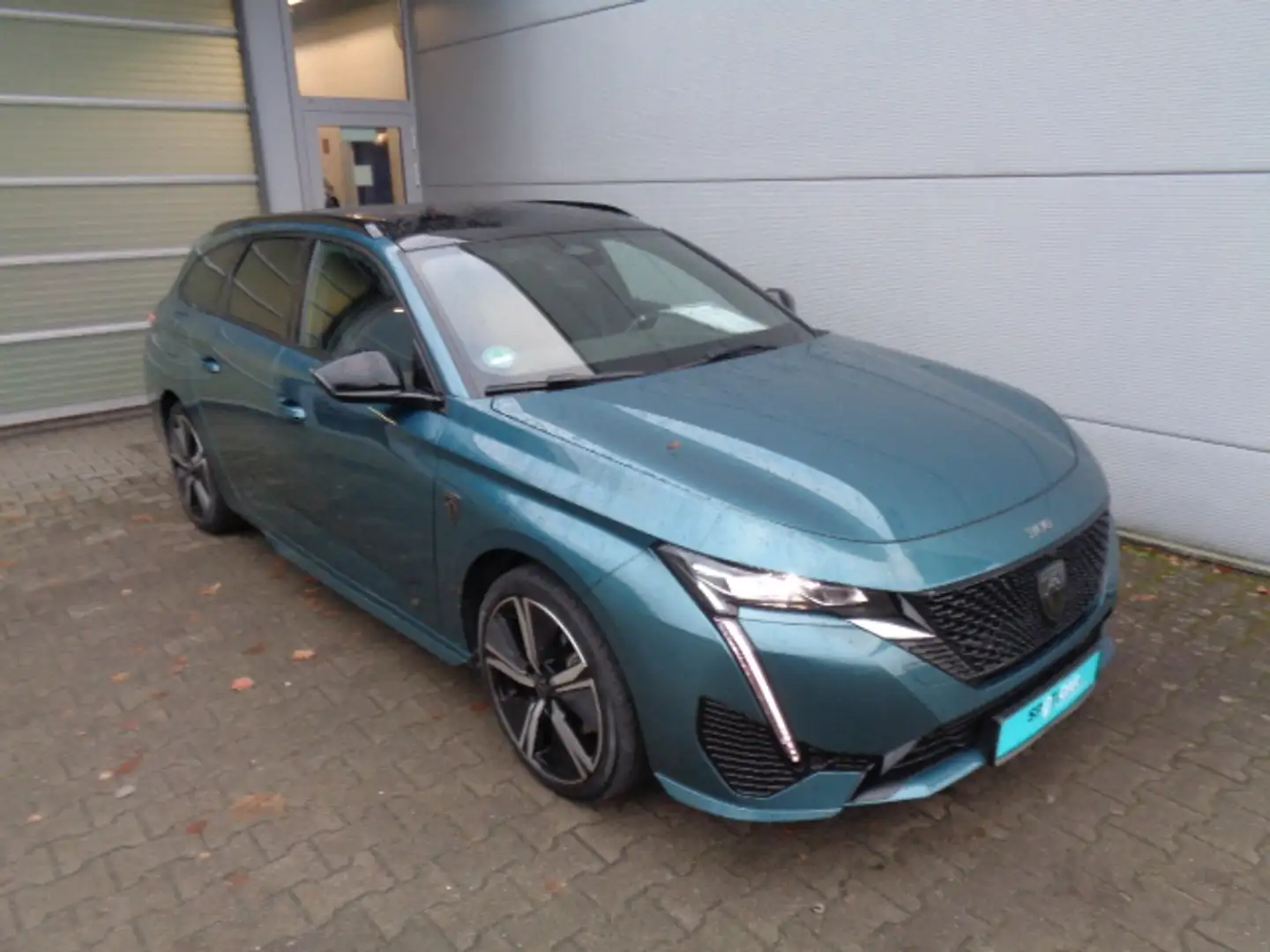 Peugeot 308 SW PureTech 130 EAT8 GT Schiebedach, SH, RFK Bleu - 2
