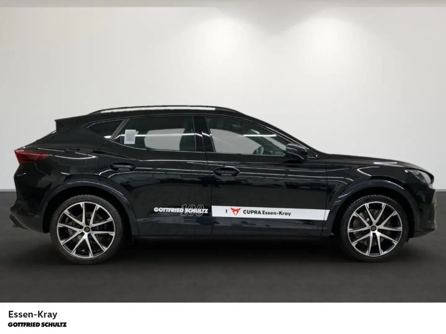 CUPRA Formentor CUPRA VZ 2.0 TSI DSG 4DRIVE Akrapovic Pano elektr. Schwarz - 2