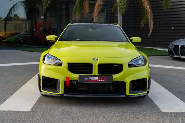BMW M2 view 2