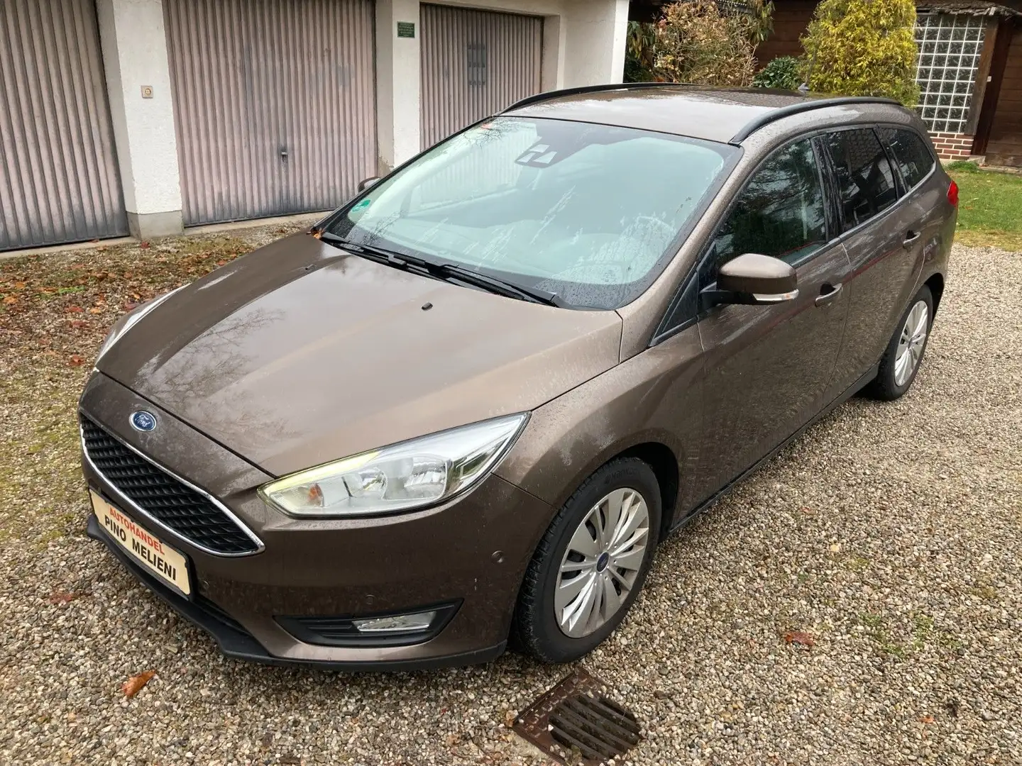 Ford Focus Turnier Business MOTOR DEFEKT Auto fährt Blau - 1