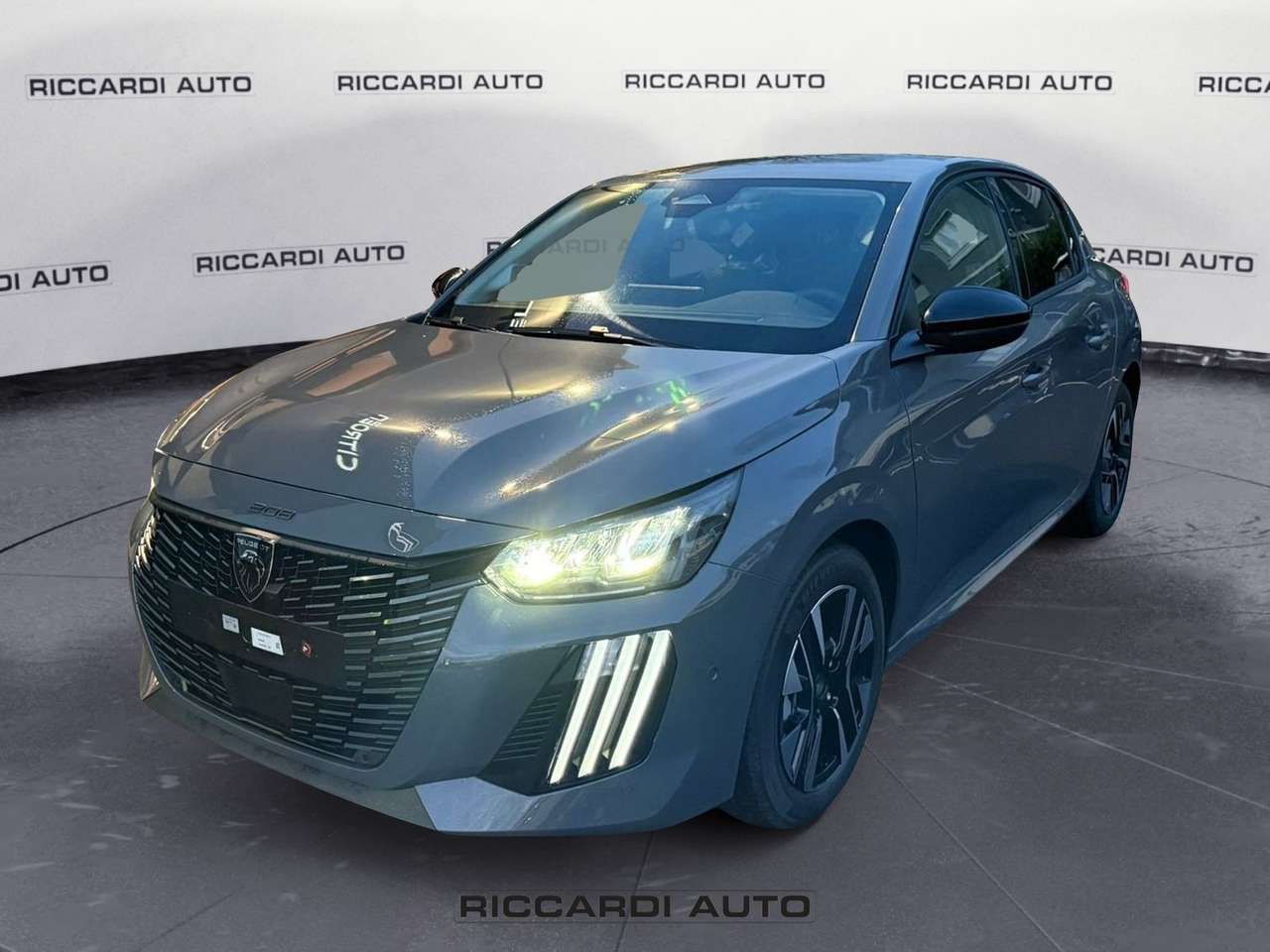 Peugeot 208 5P - ALLURE PureTech 100 S&S