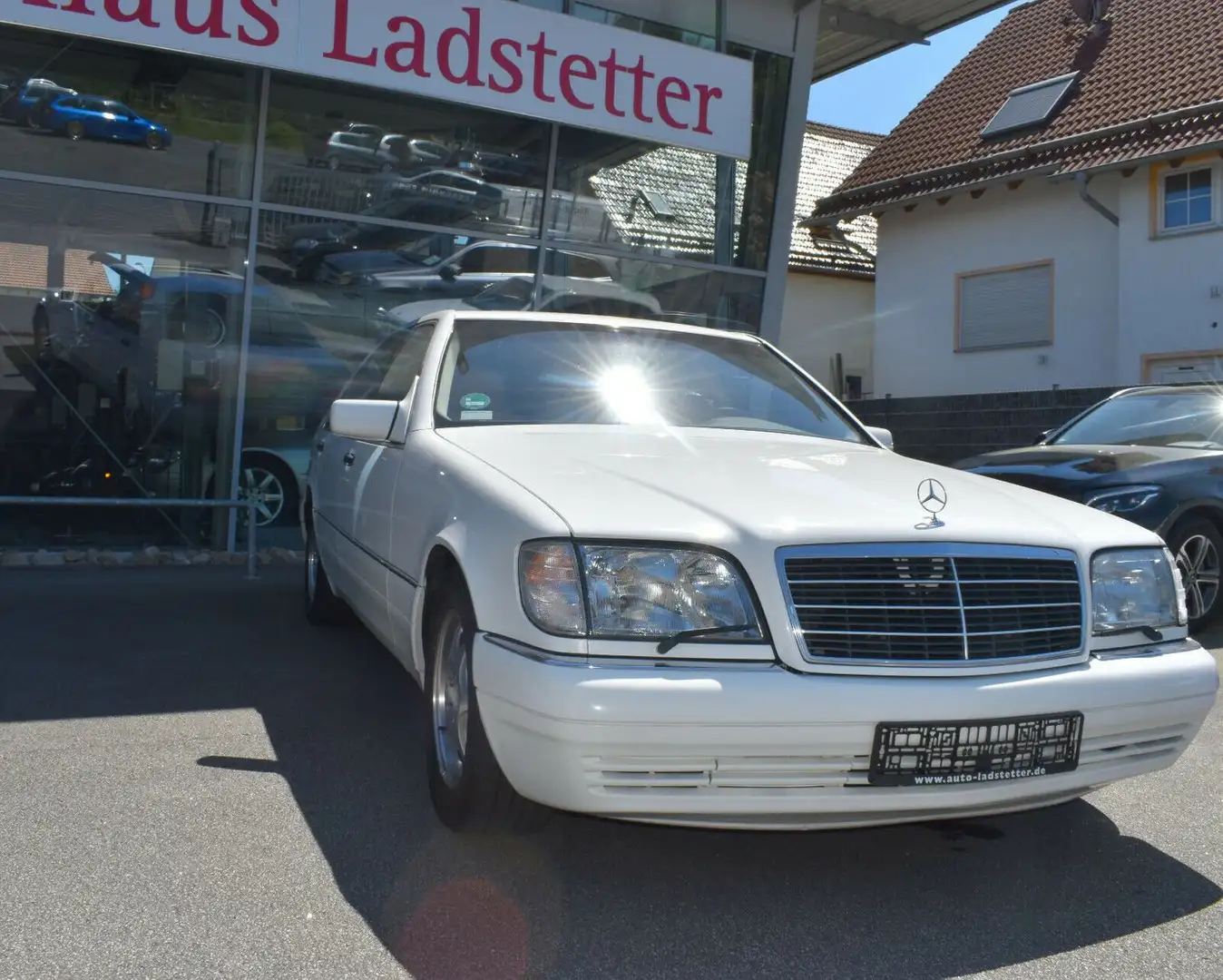 Mercedes-Benz S 420 *Lang*W140*Perfekter Zustand*Autom*Glasdach Bianco - 2