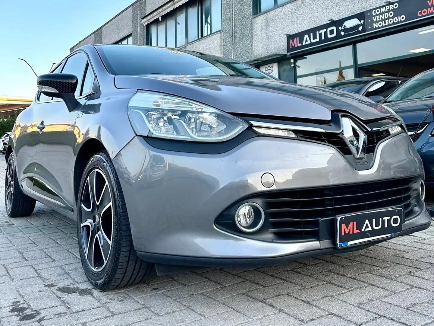 Renault Clio Clio dCi 8V 75CV Start&Stop 5 Porte Energy Duel Grigio - 2