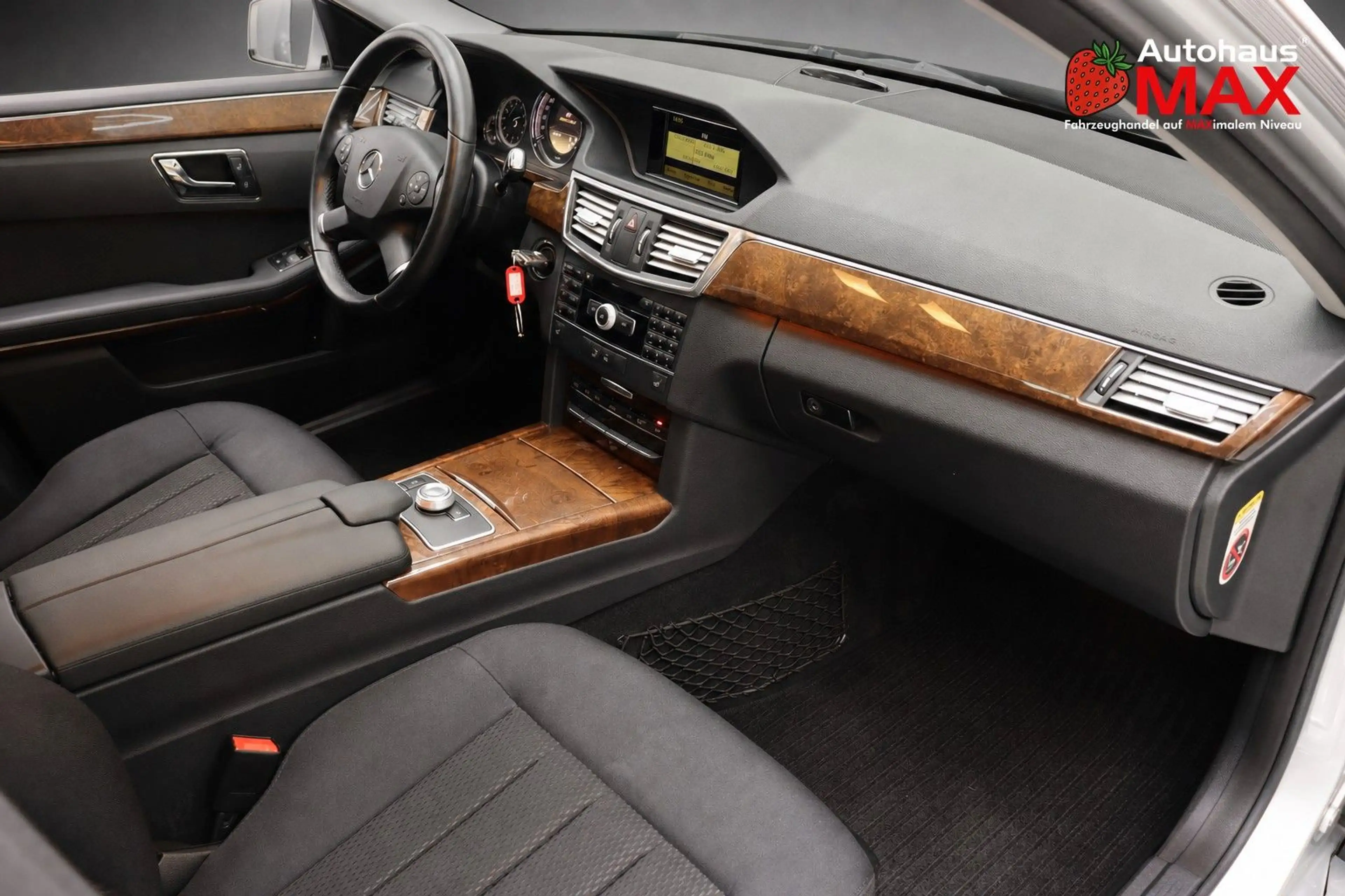 Mercedes-Benz E 350 CGI BlueEfficiency~SZH~Tempo~Navi~wenigKm — photo 16