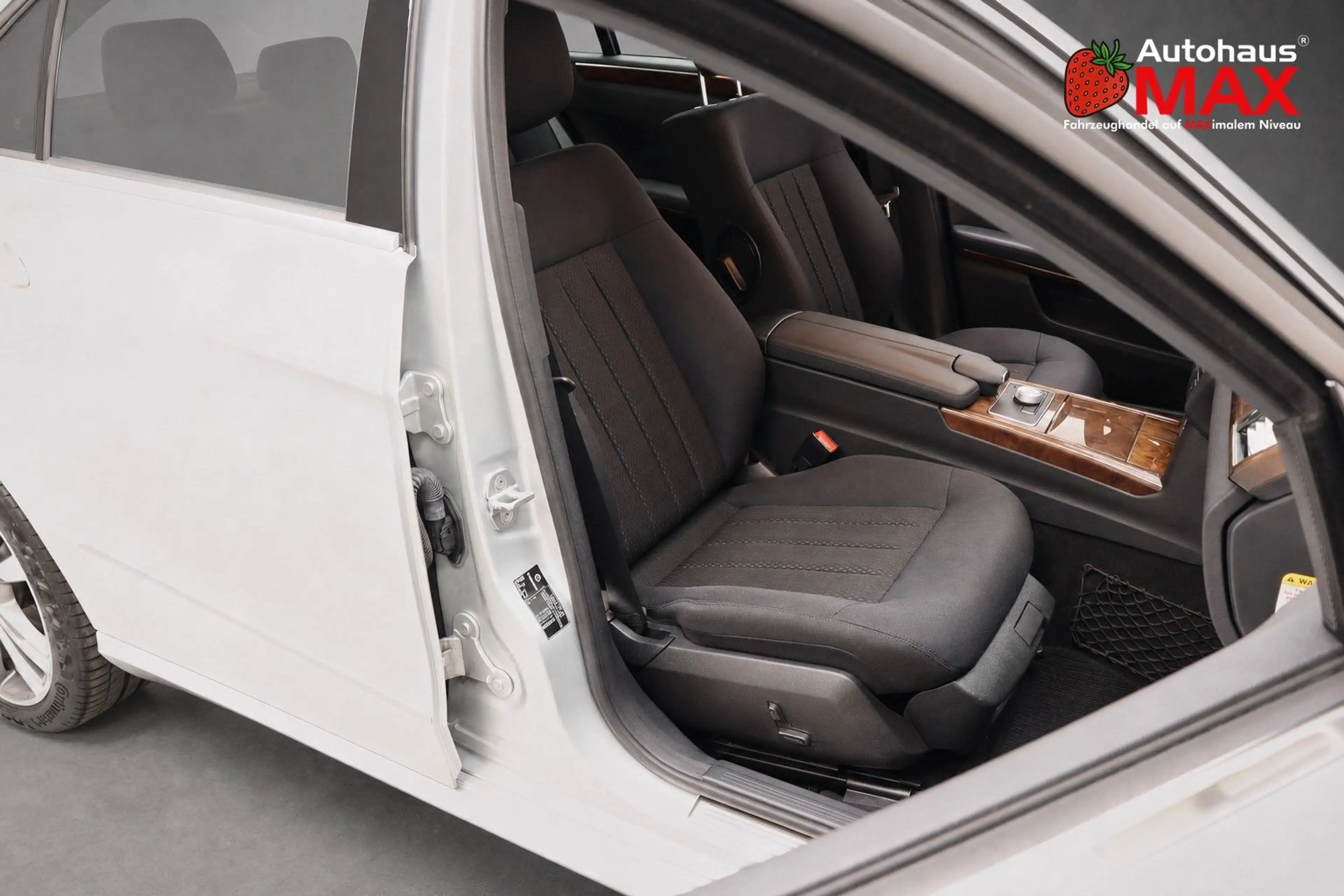Mercedes-Benz E 350 CGI BlueEfficiency~SZH~Tempo~Navi~wenigKm — photo 17