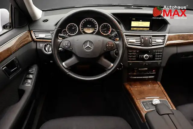Mercedes-Benz E view 15