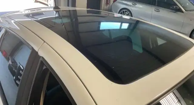 Renault Clio view 4