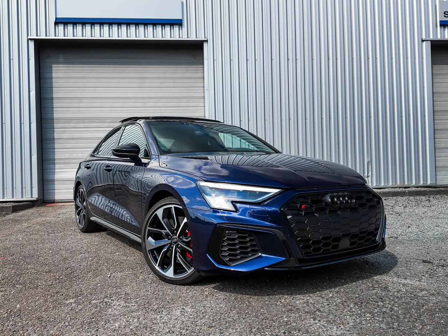 Audi S3 Sedan TFSI quattro S tronic PANO/B&O/MAGN/MATRIX Niebieski - 1