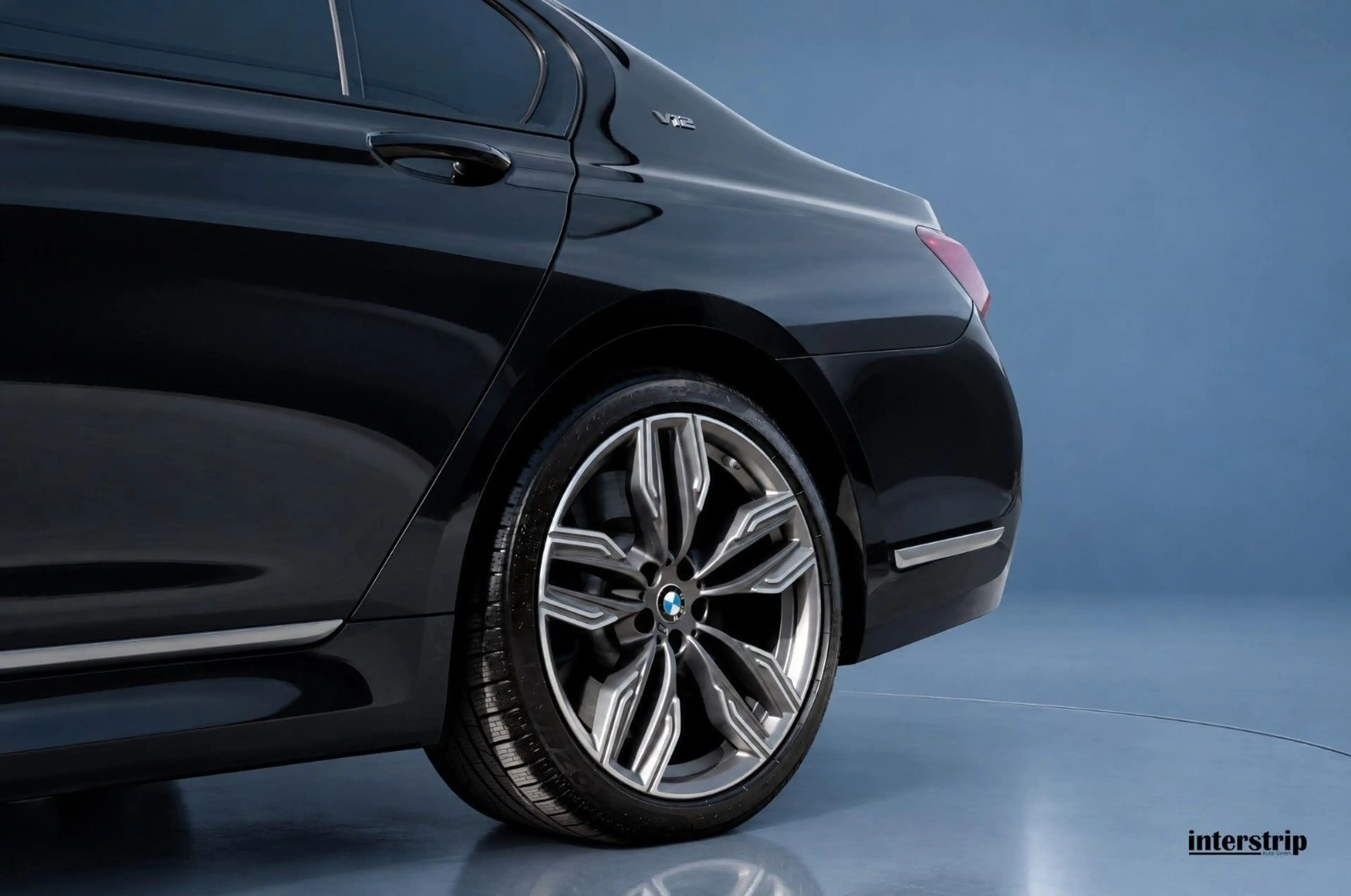 BMW 760 Li.EXDRIVE.TV.LASER.FOND.MASSAGE.B&W.VOLL — photo 8