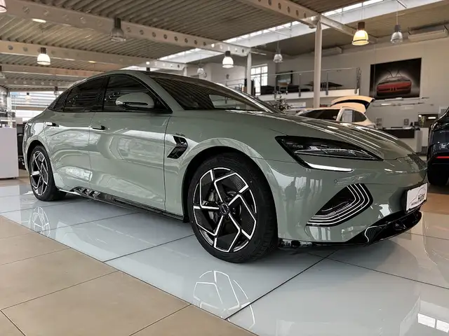 BYD Seal Excellence Österreich Paket 82,5kWh AWD