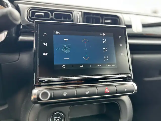 Citroen C3 view 11